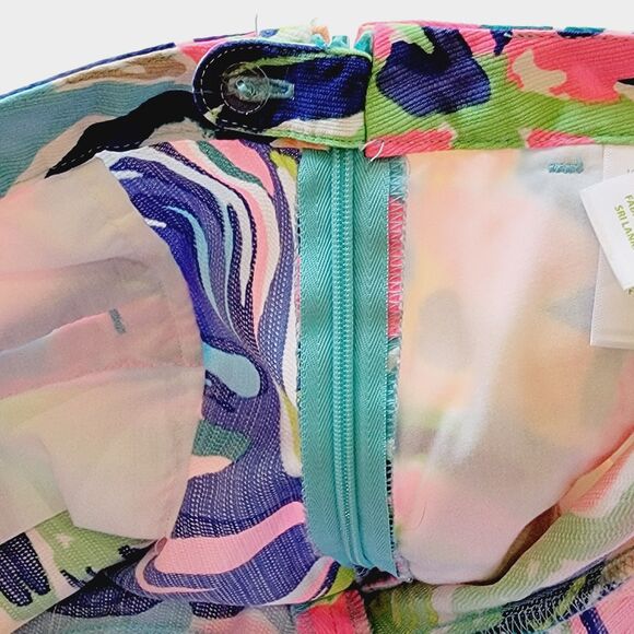 Lilly Pulitzer 5" Magnolia Scallop Shorts Womens 4 Multi Exotic Garden Pink Blue - Picture 5 of 11